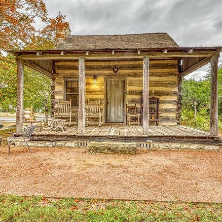 Вілла Town Creek Log Cabin Фредеріксбург Екстер'єр фото