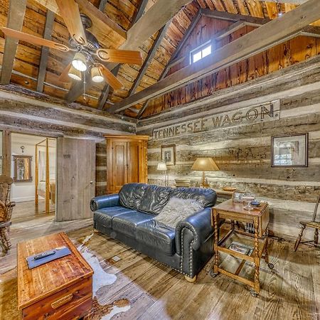 Вілла Town Creek Log Cabin Фредеріксбург Екстер'єр фото