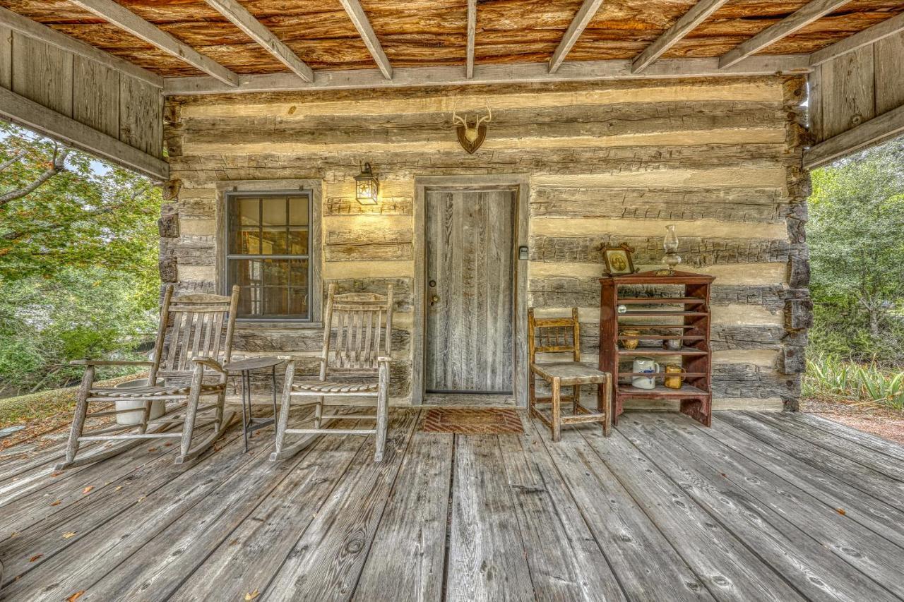 Вілла Town Creek Log Cabin Фредеріксбург Екстер'єр фото