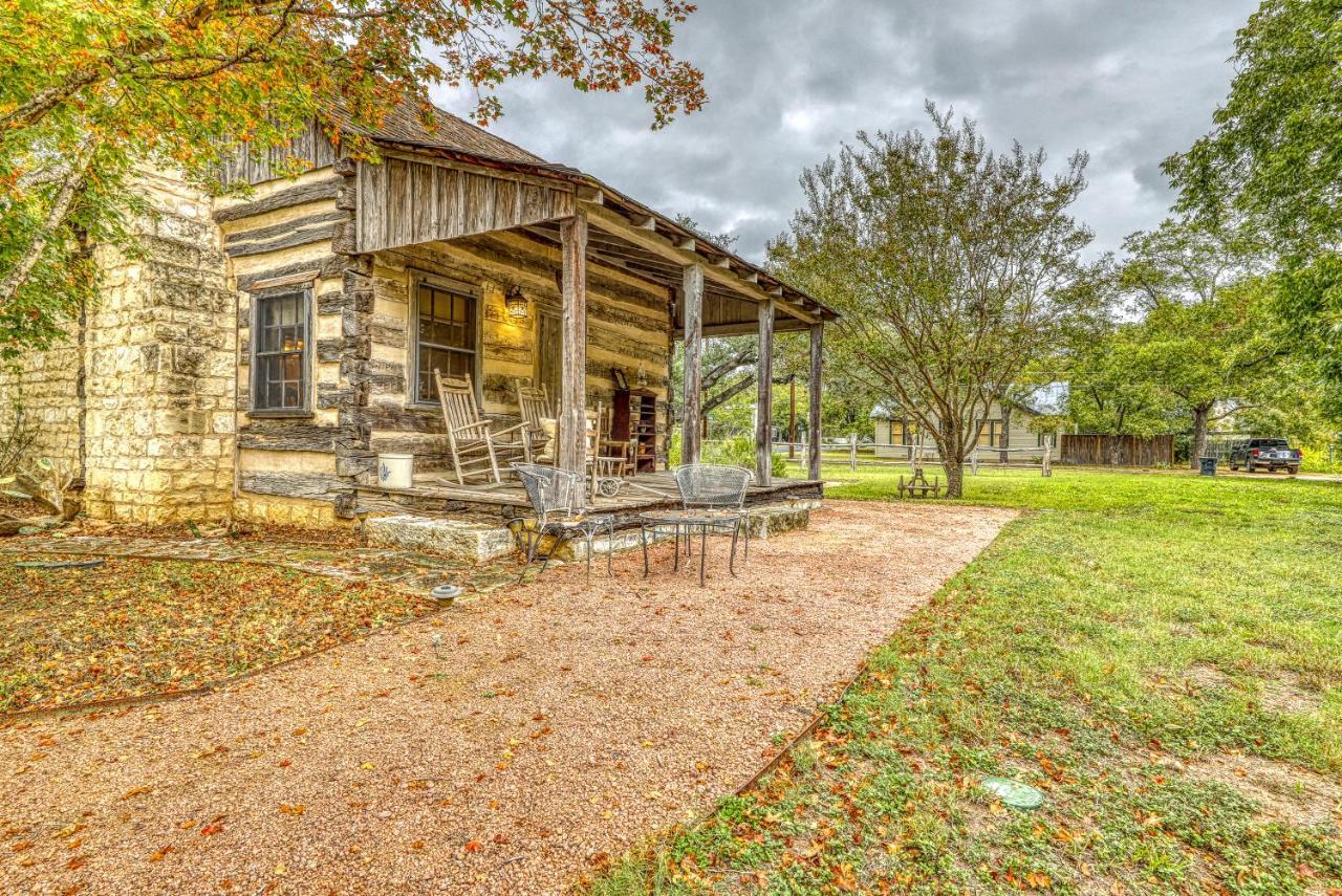 Вілла Town Creek Log Cabin Фредеріксбург Екстер'єр фото